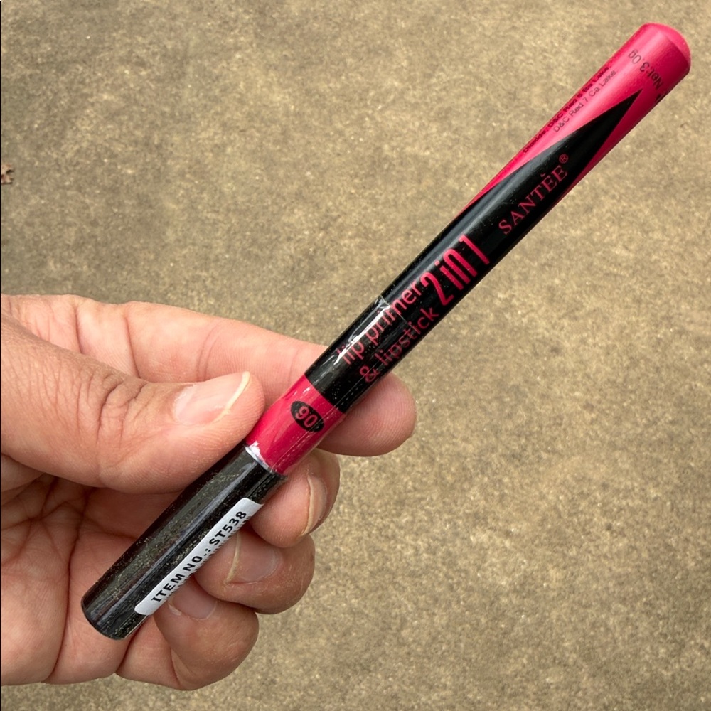 Santee 2-in-1 Lip Liner & Lipstick in Deep Pink